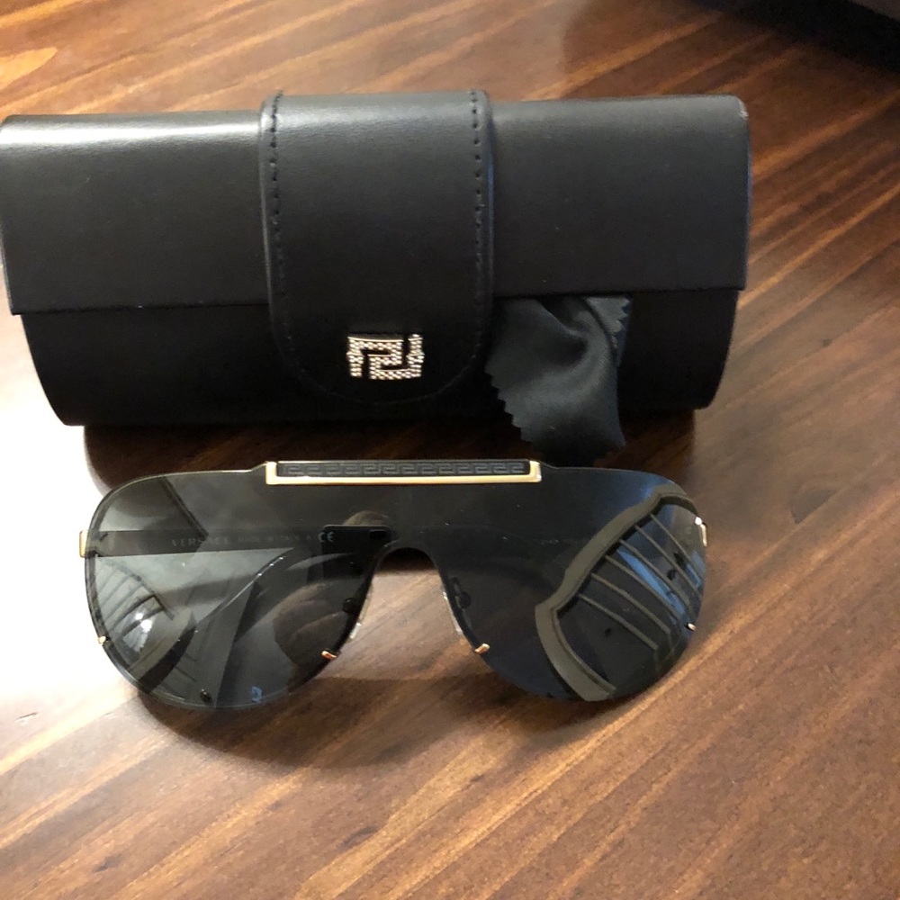 New Vercase sunglasses.